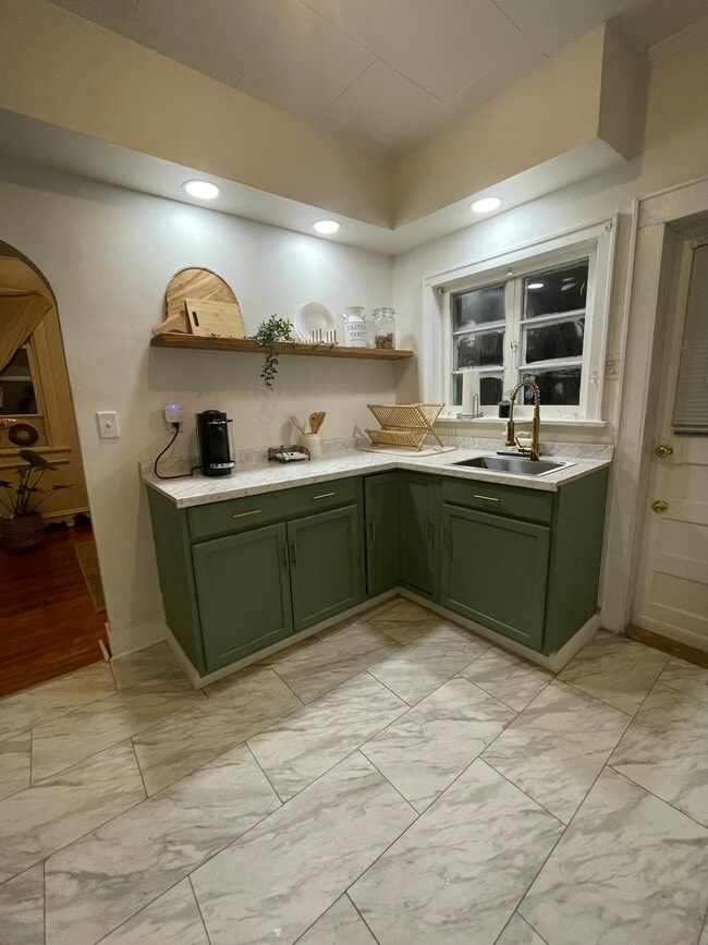 Photo - 1037 Beech St Unidad 1