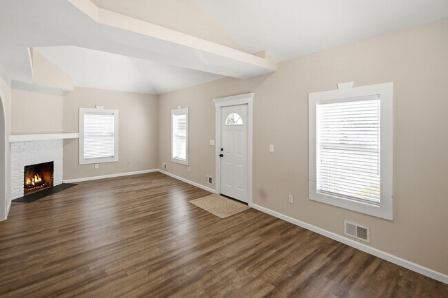 Photo - 22 Carpenter St