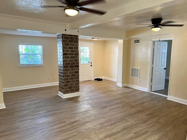 Photo - 2705 Riverside Ave Unidad 2705 Riverside Ave