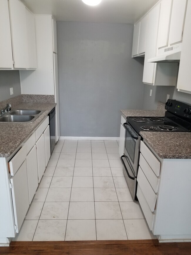 Photo - 17080 Colima Rd