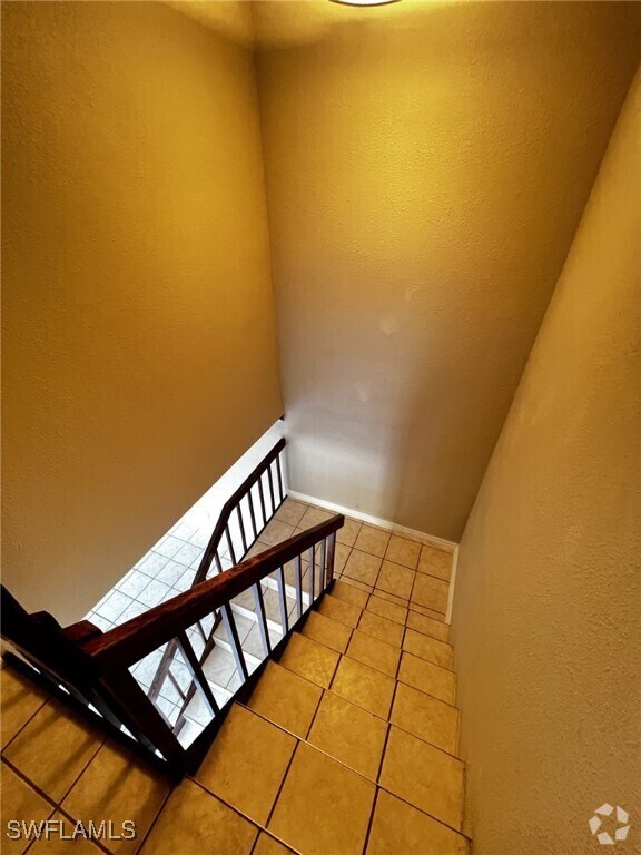 Building Photo - 1702 Park Meadows Dr Unit 3 Rental