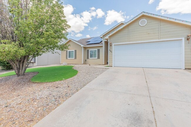 Photo - $500 OFF FIRST MONTH RENT! Conveniently lo...