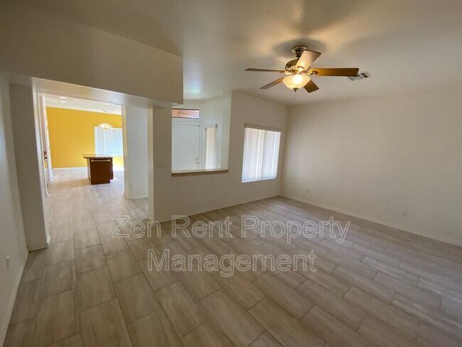 Photo - 1650 S Crismon Rd Unit #18