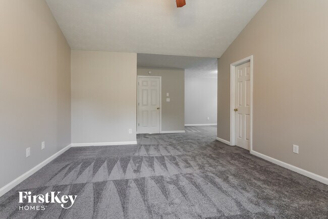 Photo - 1654 Amhearst Walk Rd