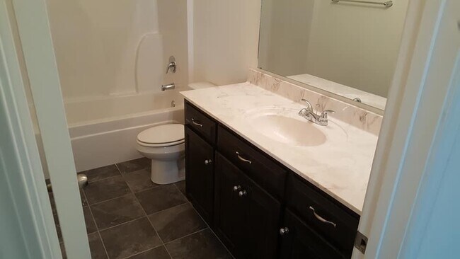 Photo - 12747 Westbrook Dr Apartamento Unidad Westbrook  B