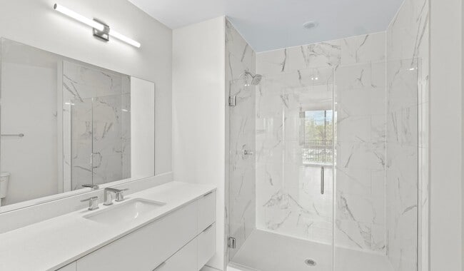 Premium finishes and large vanity