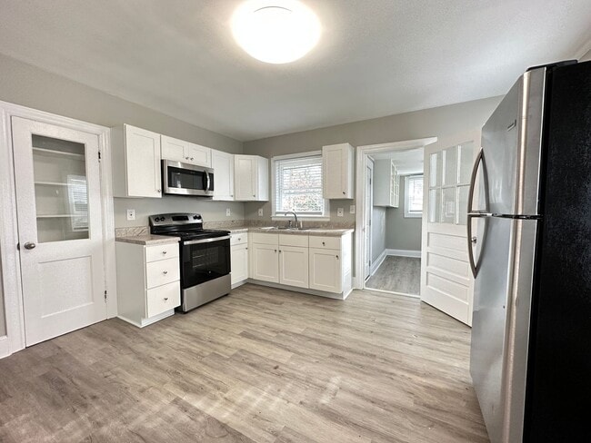 Photo - Newly Renovated Charming Home for Rent in South Hill