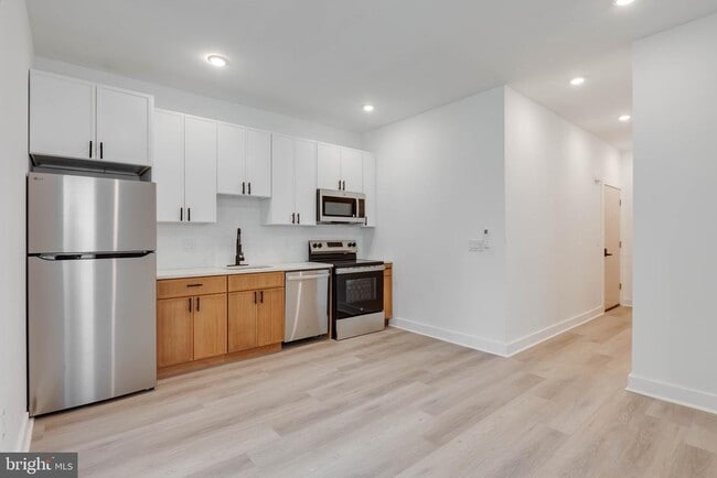 Photo - 3962 Parrish St