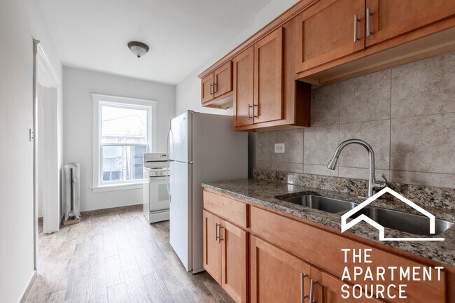 Photo - 2712 N Milwaukee Ave Unit 214