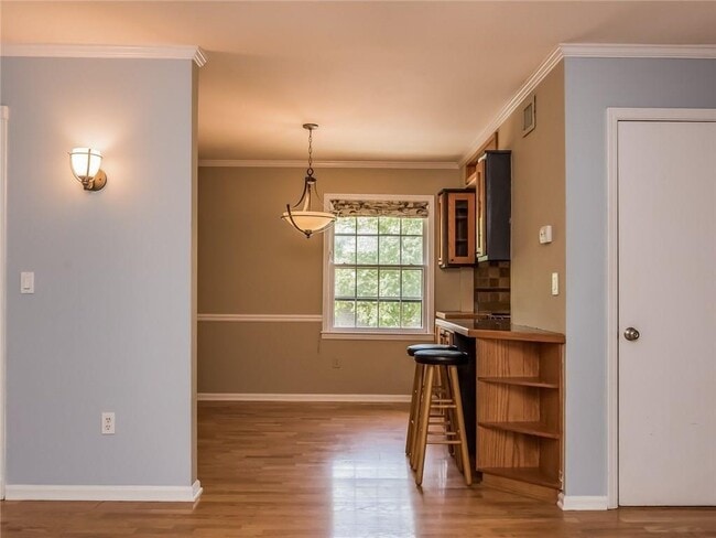 Photo - 59 Monet Ct NW