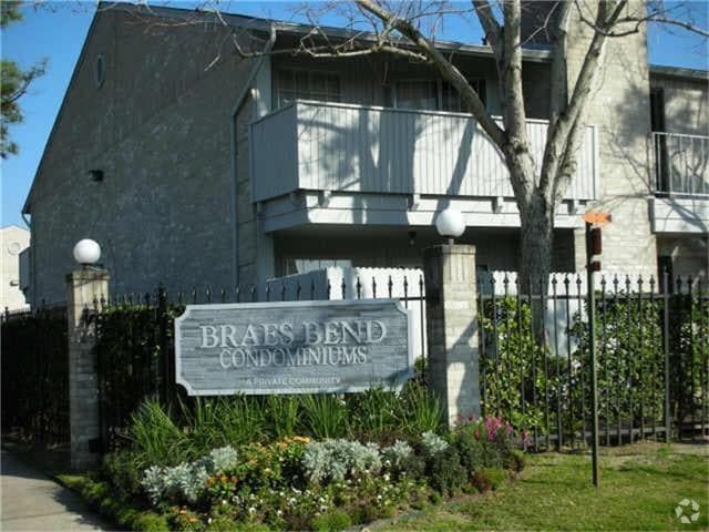 Building Photo - 10767 Braes Bend Dr Rental