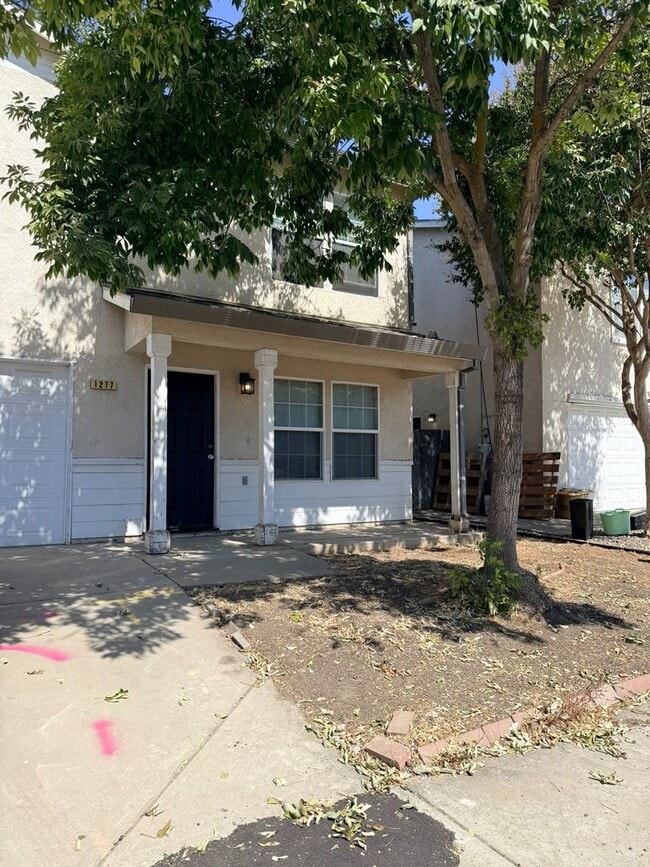 1277 Sunrise Dr