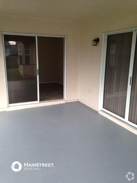 Building Photo - 2092 SE Mary Terrace Rental