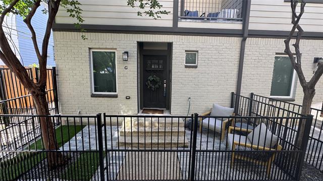 Building Photo - 5924 Hudson St Unit G