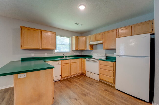 Photo - 40 Briarmeadow St