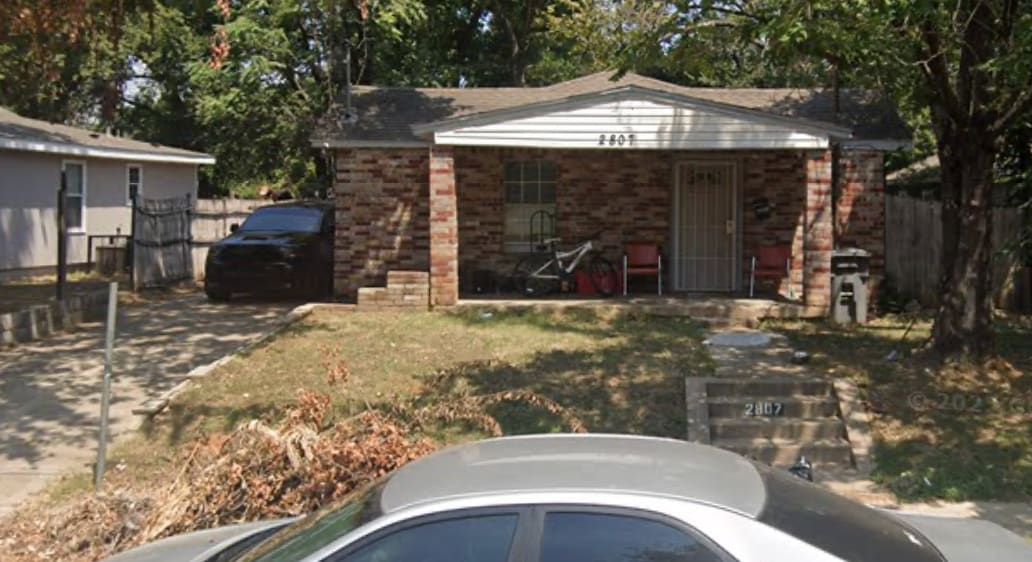 Photo - 2807 Valentine St