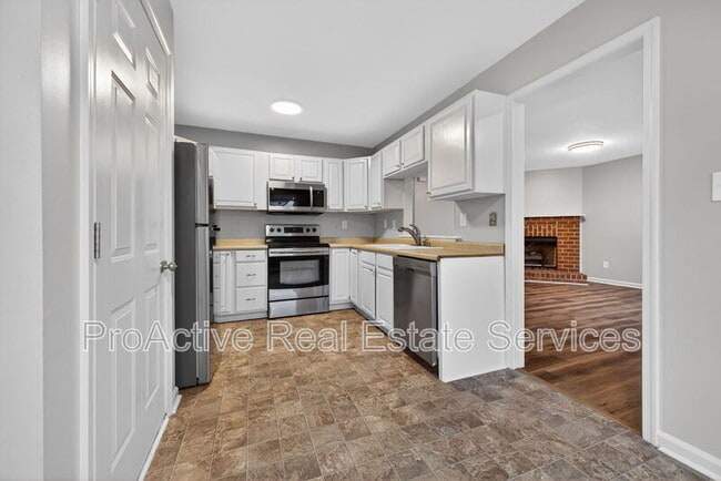 Photo - 3400 Cricket Hollow Ln