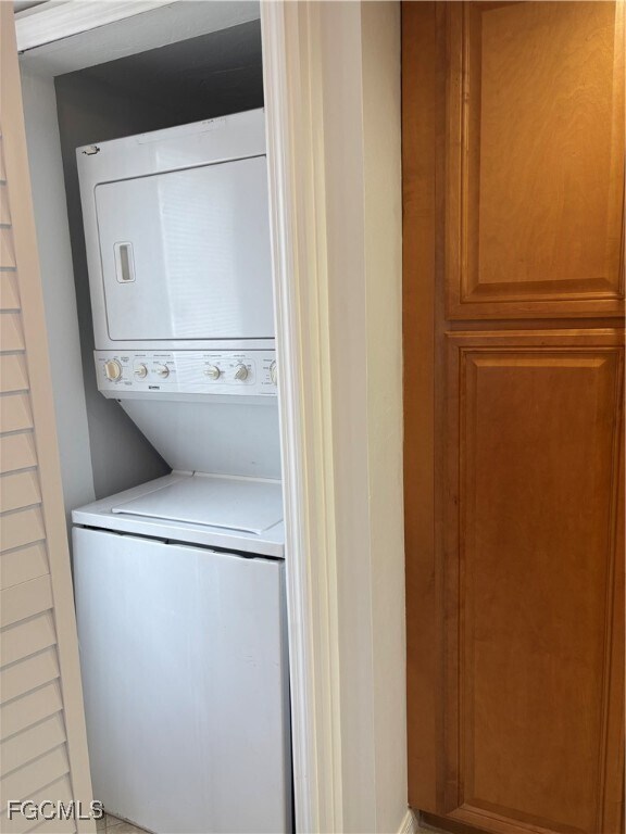 Photo - 5031 SW 16th Pl Unit 101