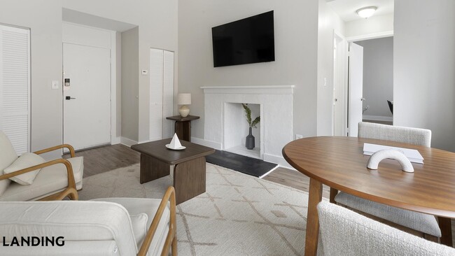 Photo - 617 W Lexington St Unit C1