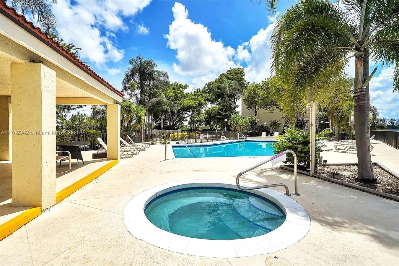 Photo - 117 Lake Emerald Dr Unit #308