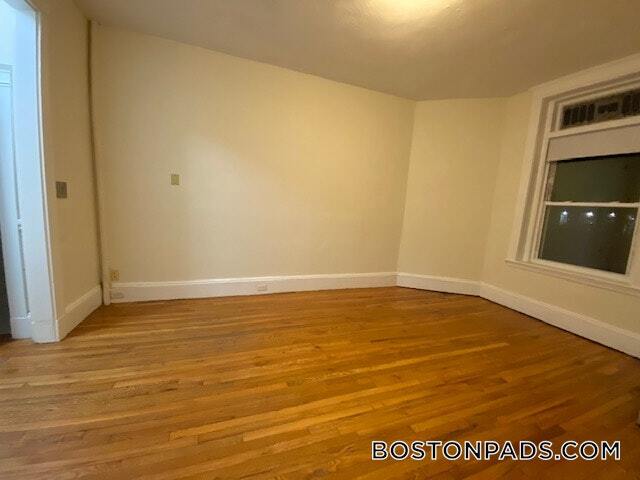 Photo - 1334 Commonwealth Ave Unidad 1