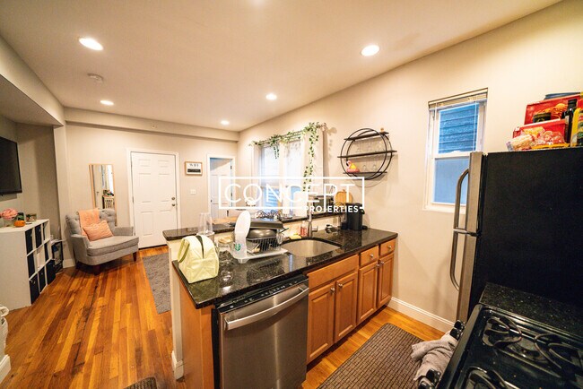 Photo - 3 Alleghany St Unidad 2