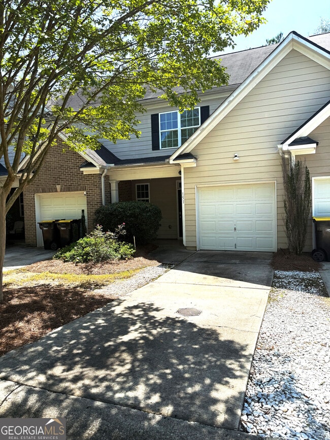 Photo - 151 Granite Way