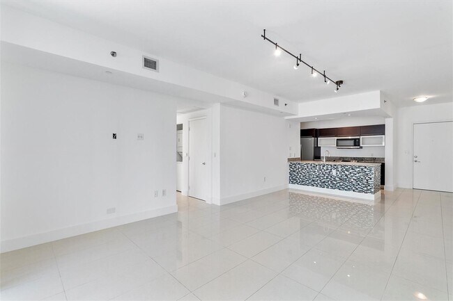 Photo - 951 Brickell Ave Unit 700