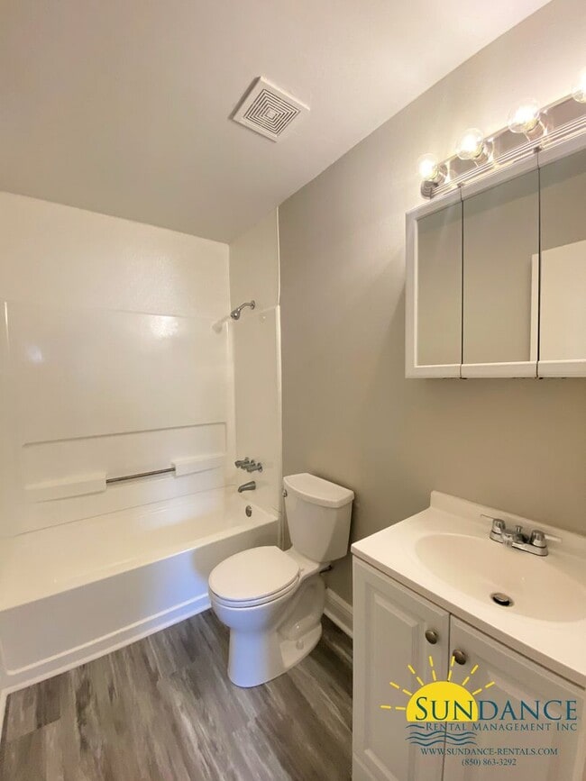 Photo - Great 2 Bedroom Unit in Fort Walton Beach!