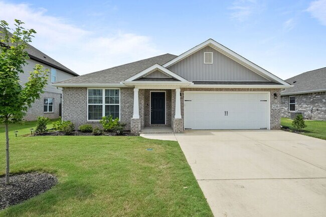 Building Photo - 236 Cherry Laurel Dr