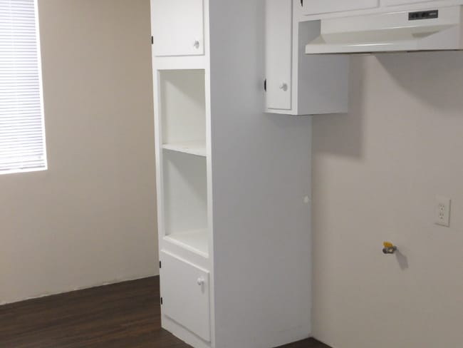 Photo - 6890 Paramount Blvd Unidad 12