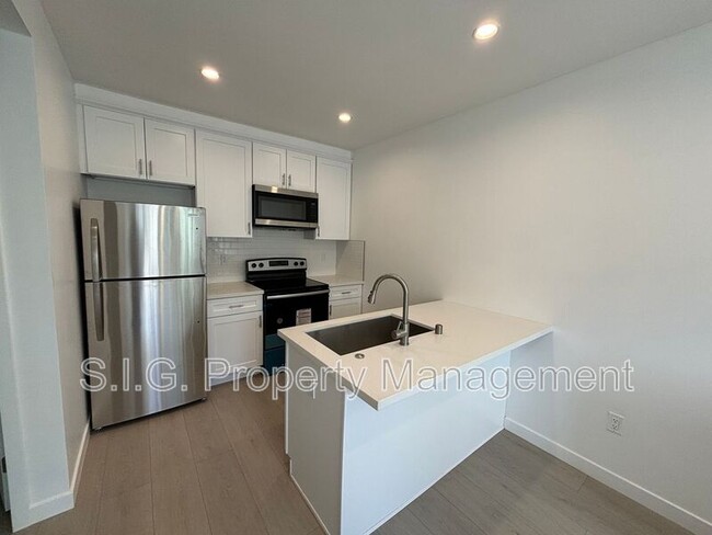 Photo - 10313 Eldora Ave Condo Unit 10317 1/2