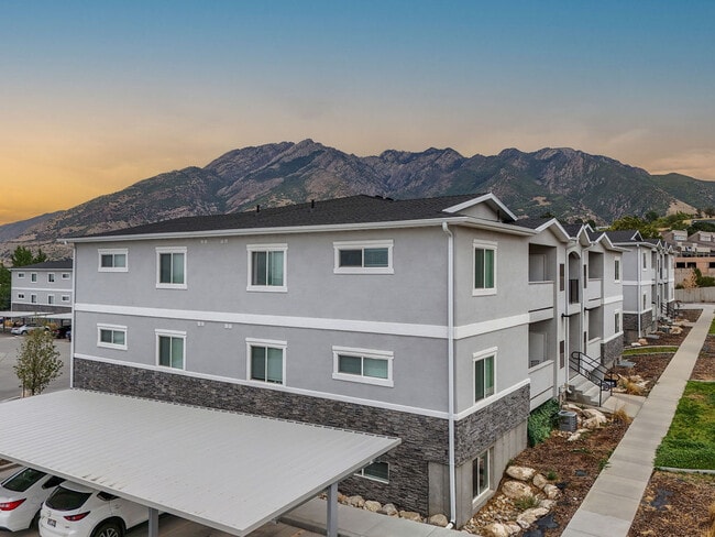 Building Photo - Hillrise Rental