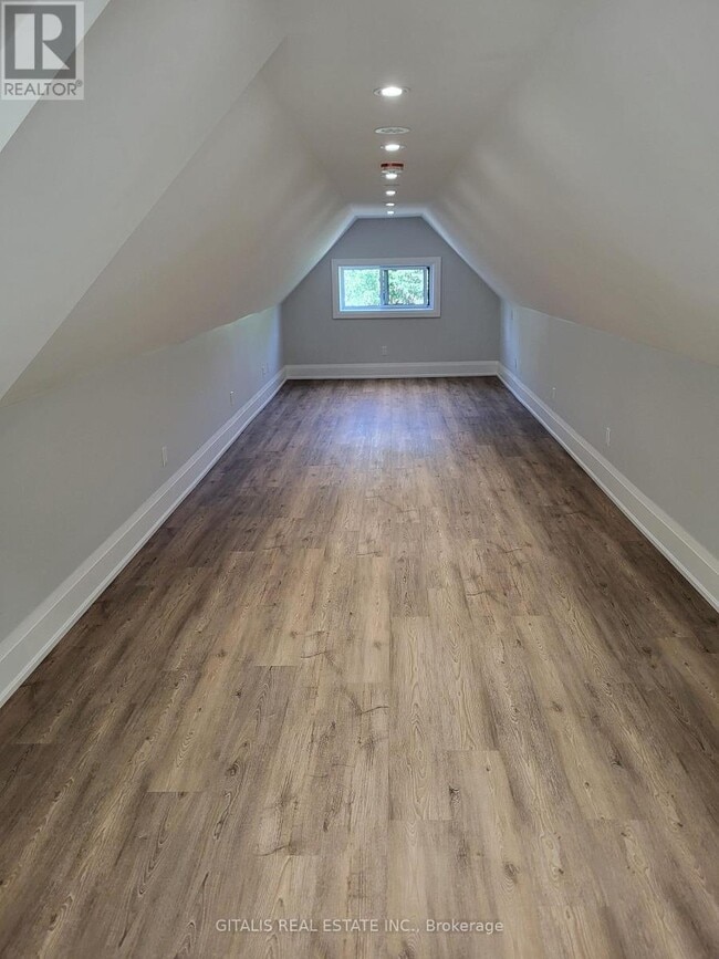 195 Oakmount Rd