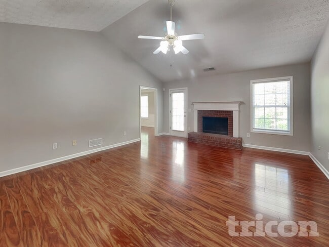 Photo - 515 Plantation Creek Dr