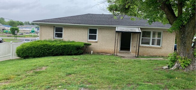 Photo - 243 Randolph Hill