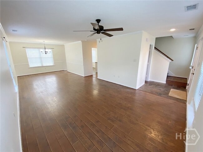 Photo - 205 Salt Landing Cir
