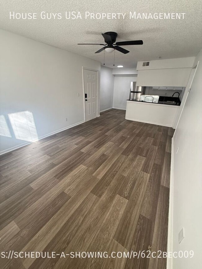 Photo - 9900 E 36th St S