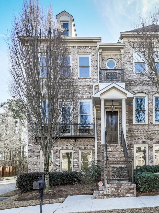 Building Photo - Luxury Alpharetta/Milton Townhouse!!