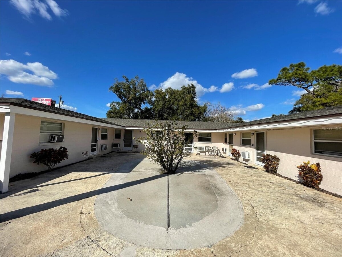 Photo - 1031 Royal Palm Ave