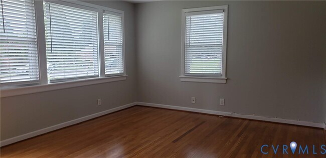 Photo - 2318 Leah Rd