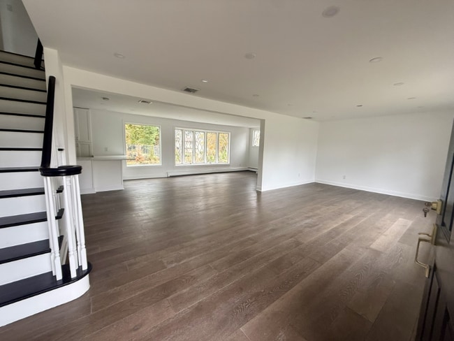 Photo - 71 Tiffany Dr