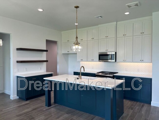 Photo - 3026 Hollow Crest Ln