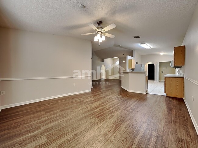 Photo - 3293 Carlotta Rd