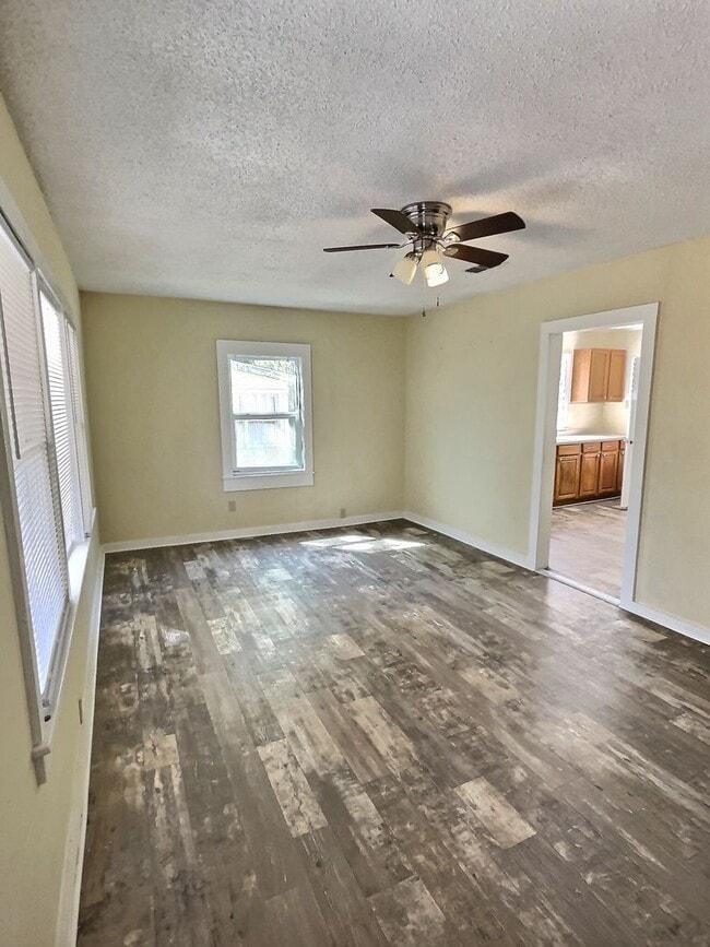 Photo - Cozy Cottage in Prime Downtown Ocean Springs Location!