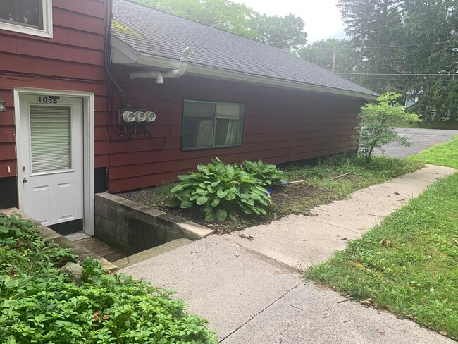 Photo - 103 Salem Dr Unit 103 Salem Drive Apt B