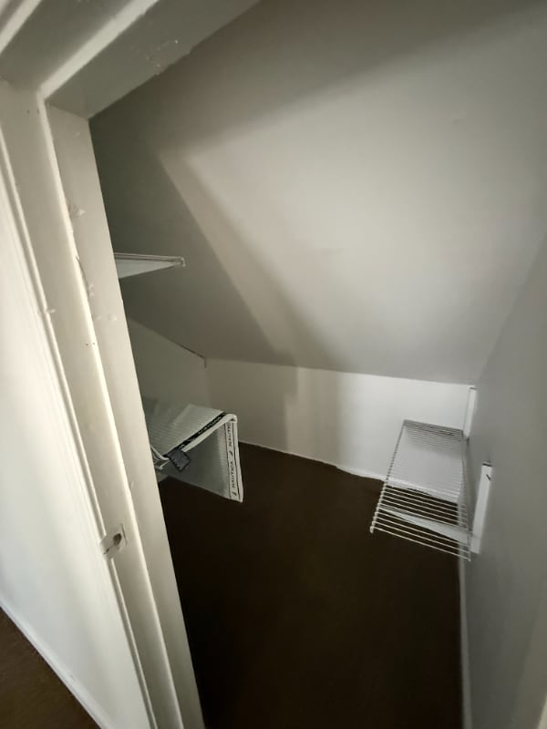 Photo - 866 W 25th St