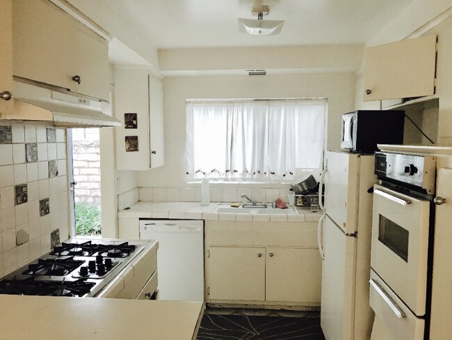 Photo - 3505 Jasmine Ave Unit 4