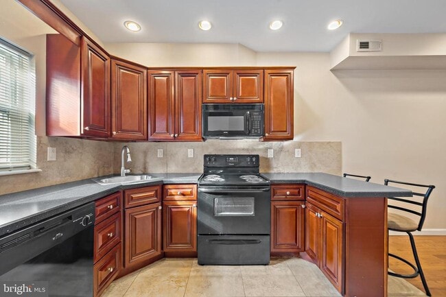 Photo - 1418 W Ritner St