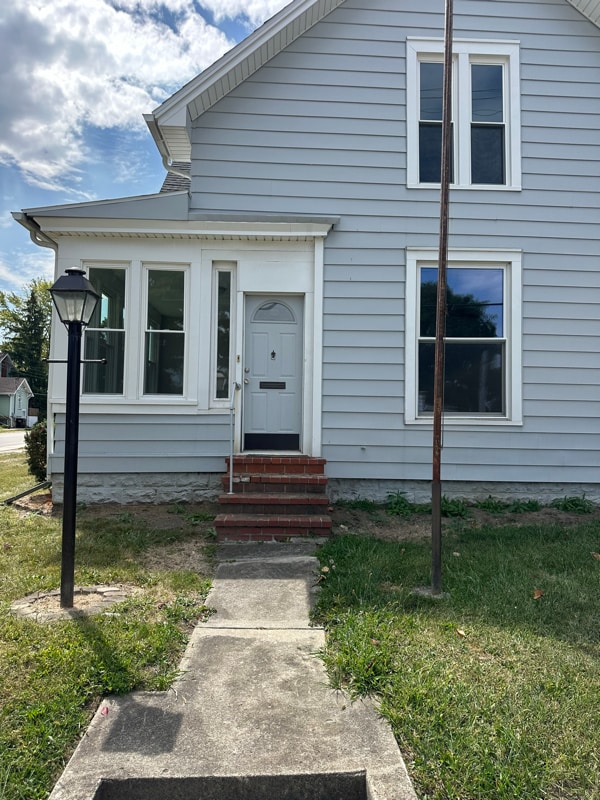 Building Photo - 118 E Jefferson St Rental